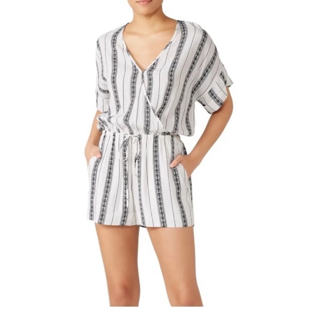 Fifteen Twenty Women's White Surplice Wrap V-Neck Striped Romper Size Large